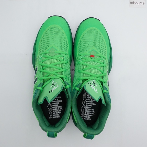 NEW New Balance Men\'s TWO WXY Low Basketball Shoes BB2WXYLI Acidic Green